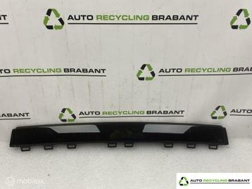 Onderlip Spoiler Voorbumper Audi RSQ8 CARBON ORIG 4M8807541D beschikbaar voor biedingen