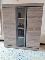 VITRINEKAST EN TV-MEUBEL BELLUNO, Ophalen, Zo goed als nieuw
