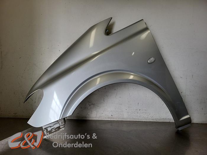 Scherm links-voor van een Mercedes Vito (9744), Auto-onderdelen, Carrosserie, Mercedes-Benz, Gebruikt, 3 maanden garantie, Ophalen of Verzenden