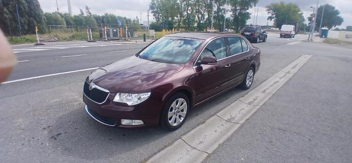 skoda supb 2.0 tdi automaat, Auto's, Skoda, Bedrijf, Te koop, Superb, ABS, Adaptive Cruise Control, Airbags, Airconditioning, Alarm