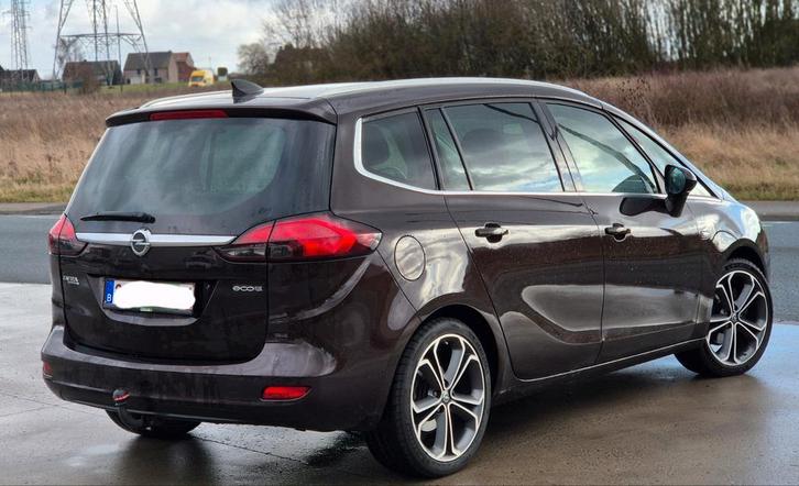 Opel zafira 16cdti 7plcs full opt euro6 140mkm 9999€, Autos, Opel, Particulier, Zafira, Bluetooth, USB, Diesel, Euro 6, MPV ou Monospace