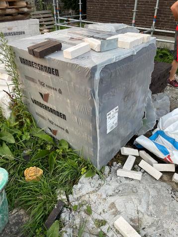 Zwarte en witte bakstenen, Enlèvement, Neuf, Briques