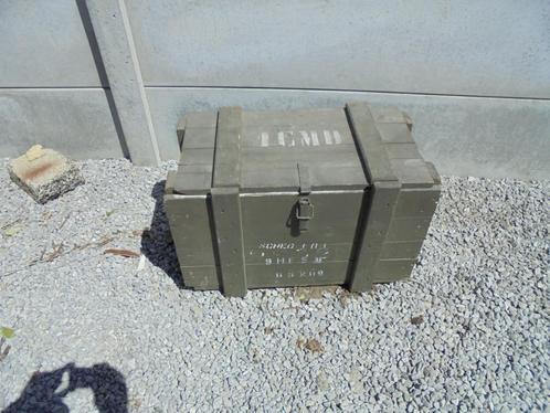 Medische militaire houten kist van het Belgische leger, Verzamelen, Militaria | Algemeen, Landmacht, Ophalen
