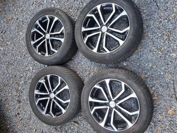 4 Volvo XC40-velgen en 235/55/18 winterband beschikbaar voor biedingen