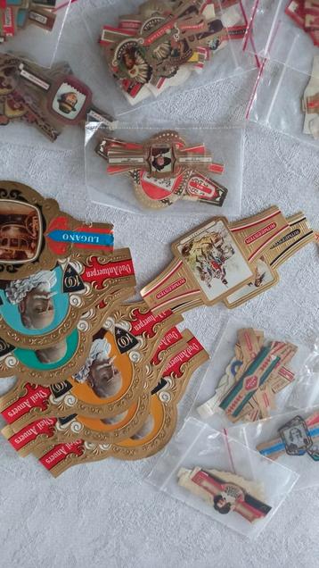 Lot dubbele sigarenbanden  10 € beschikbaar voor biedingen