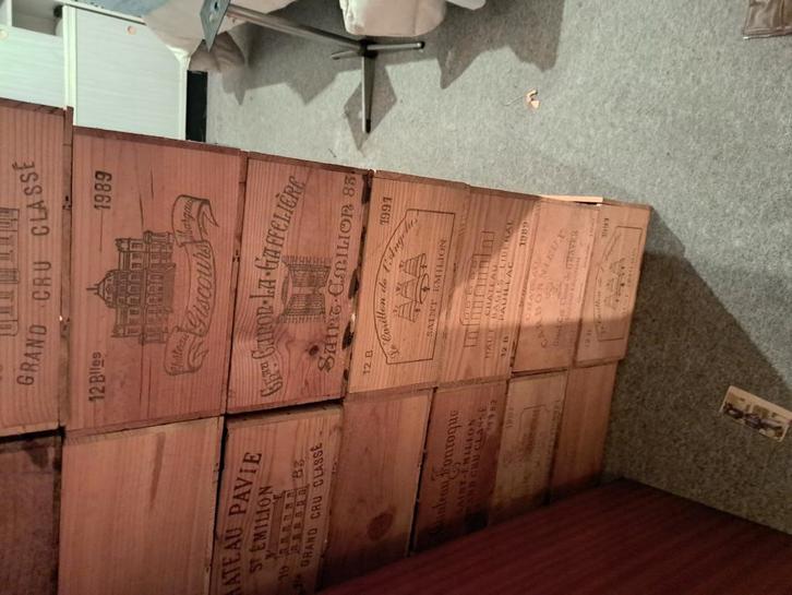 Oudere wijnkisten, Huis en Inrichting, Woonaccessoires | Kisten, Zo goed als nieuw, Ophalen