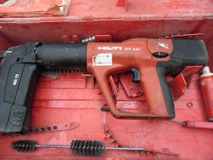 Hilti cloueuse et machines, Bricolage & Construction, Outillage | Autres Machines, Utilisé, Enlèvement