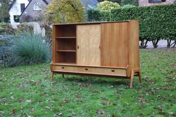 Vintage dressoir uit 1950, ontwerp O.Vermaercke V-Form Hendr beschikbaar voor biedingen