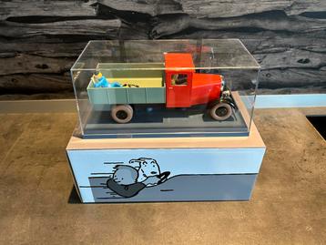 1:24 Moulinsart Kuifje auto De rode vrachtwagen beschikbaar voor biedingen