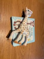 sophie de giraf Voelboek + giraf Sophie bijtspeeltje, Ophalen of Verzenden, Zo goed als nieuw, Overige typen
