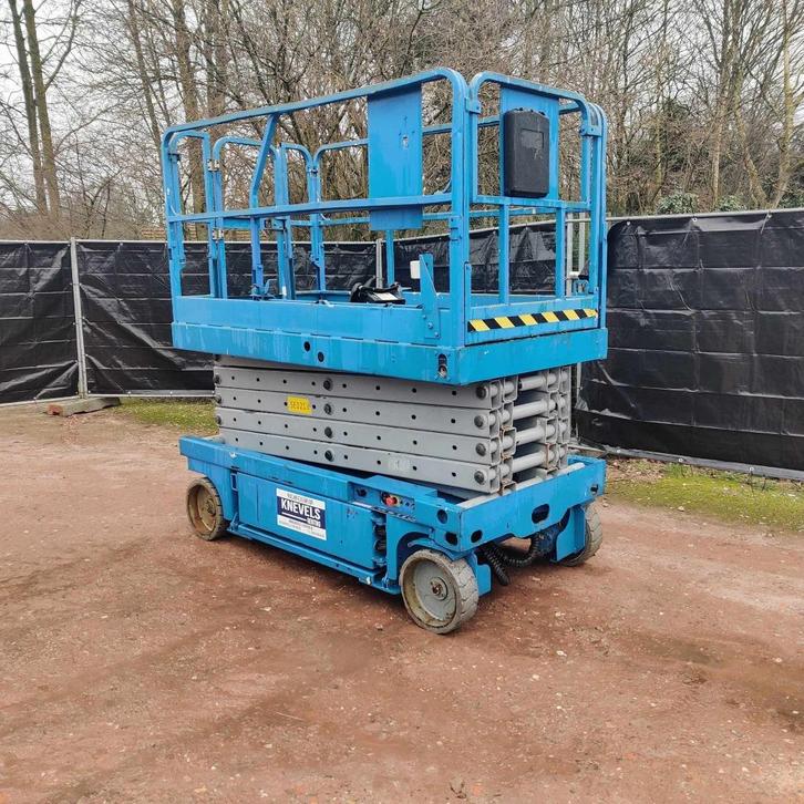 Schaarlift Genie 12m., Doe-het-zelf en Bouw, Steigers, Ophalen