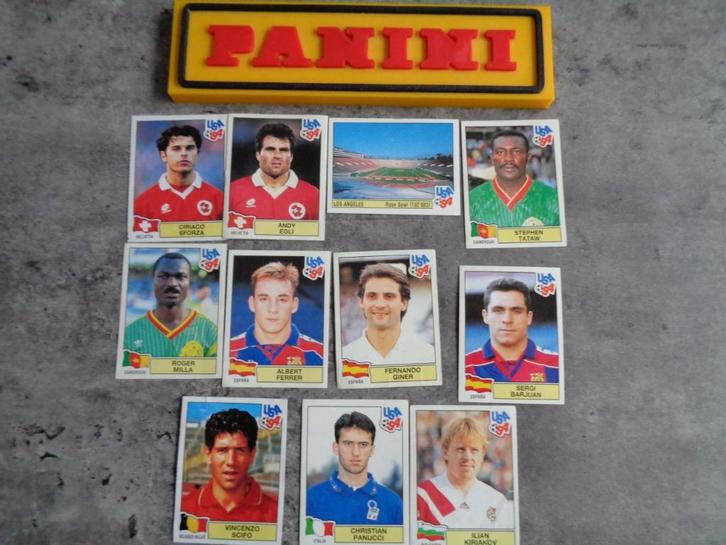 PANINI voetbal stickers WK 94 USA 1994 world cup 11X  RED **, Hobby en Vrije tijd, Stickers en Plaatjes, Verzenden