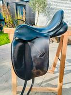 Dressuur zadel MSFC 17,5" medium wide in goede staat., Dieren en Toebehoren, Paarden en Pony's | Zadels, Ophalen, Gebruikt, Dressuur