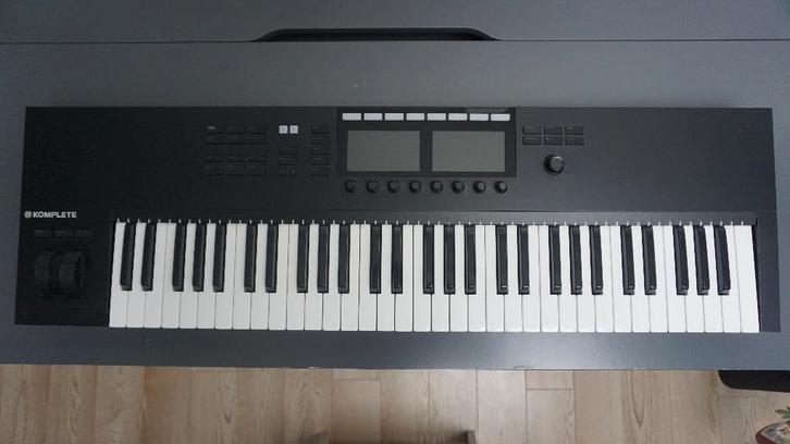 Native Instruments  Komplete Kontrol S61 MK2, Muziek en Instrumenten, Keyboards, Zo goed als nieuw, 61 toetsen, Overige merken