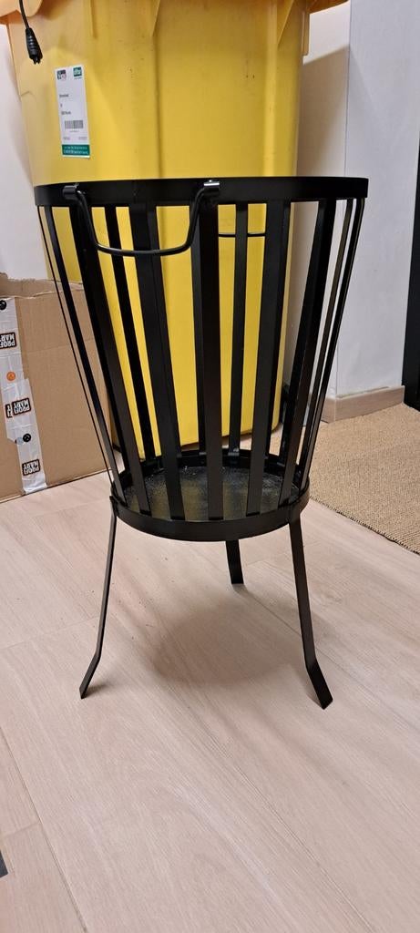 Vuurkorf (nooit gebruikt), Ophalen