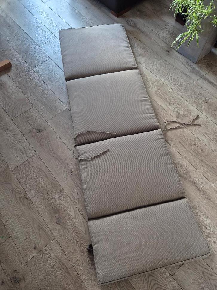 2 kussens plooibaar voor ligbedden., Tuin en Terras, Ligbedden, Gebruikt, Overige materialen, Verstelbaar, Ophalen