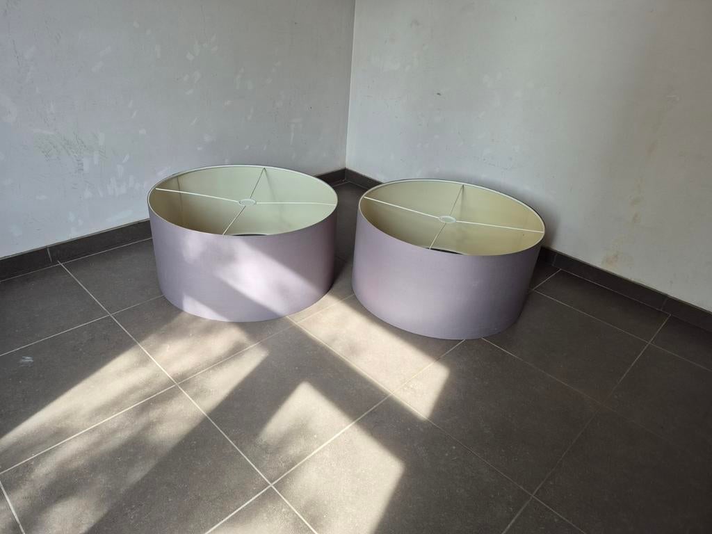 2 lampenkappen, Maison & Meubles, Lampes | Abat-jour, 25 à 50 cm, Beige, Rond, Enlèvement