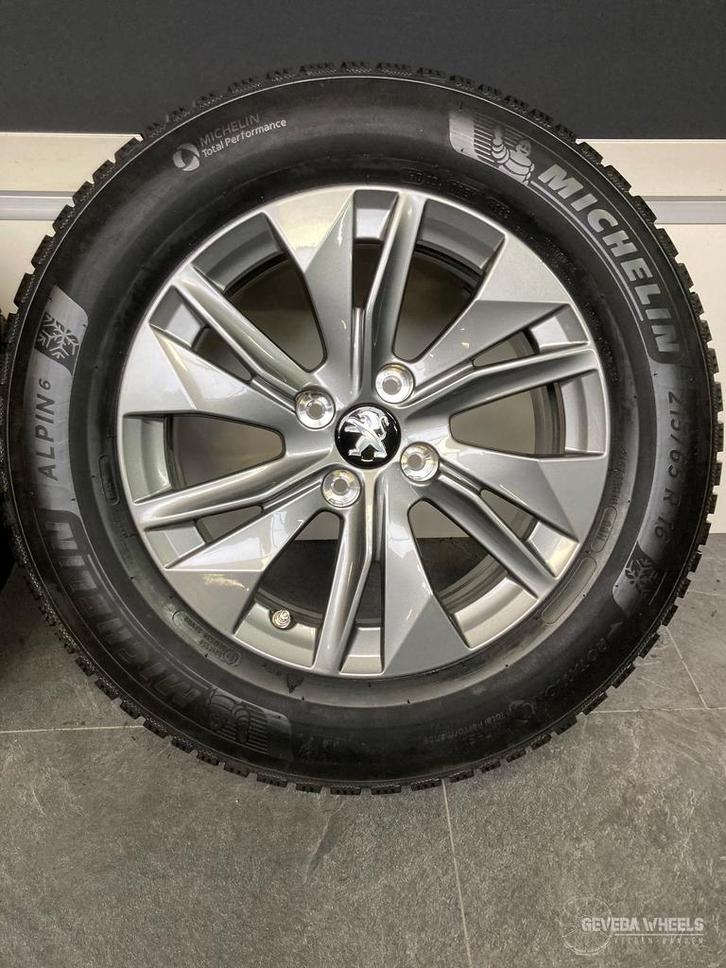 16” originele Peugeot 2008 (e) velgen + winterbanden 4x108, Autos : Pièces & Accessoires, Pneus & Jantes, Pneus et Jantes, Pneus hiver