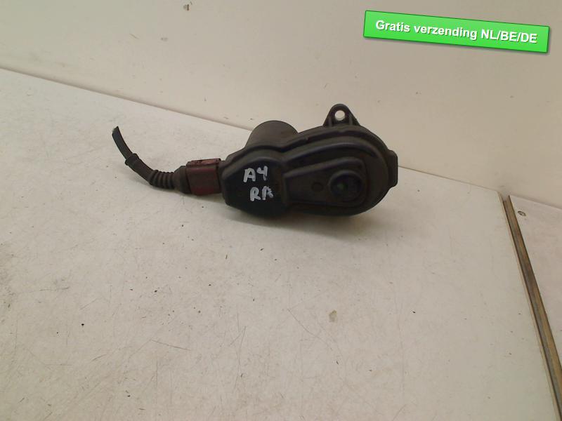 ETRIER DE FREIN ARRIÈRE DROIT electro motor A4 Avant (B8), Autos : Pièces & Accessoires, Dhr. R. de Gouw, Audi, Utilisé, De Bloemendaal 21 21
5221 EB  'S HERTOGENBOSCH, NL