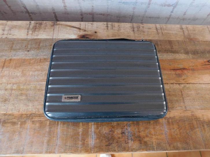 beschermhoes voor tablet - computer -, Computers en Software, Tablet-hoezen, Gebruikt, Bescherming voor- en achterkant, Ophalen of Verzenden