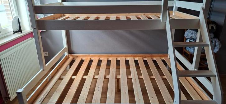 Lit superposé pour 3 personnes., Enfants & Bébés, Chambre d'enfant | Lits superposés & Lits mezzanines, Comme neuf, Lits superposés