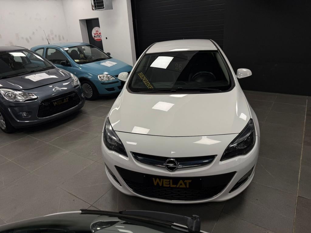 OPEL ASTRA 2013 BENZINE 1.6 MOTOR TOP STAAT, Auto's, Bluetooth, Euro 5, Zwart, 1600 cc