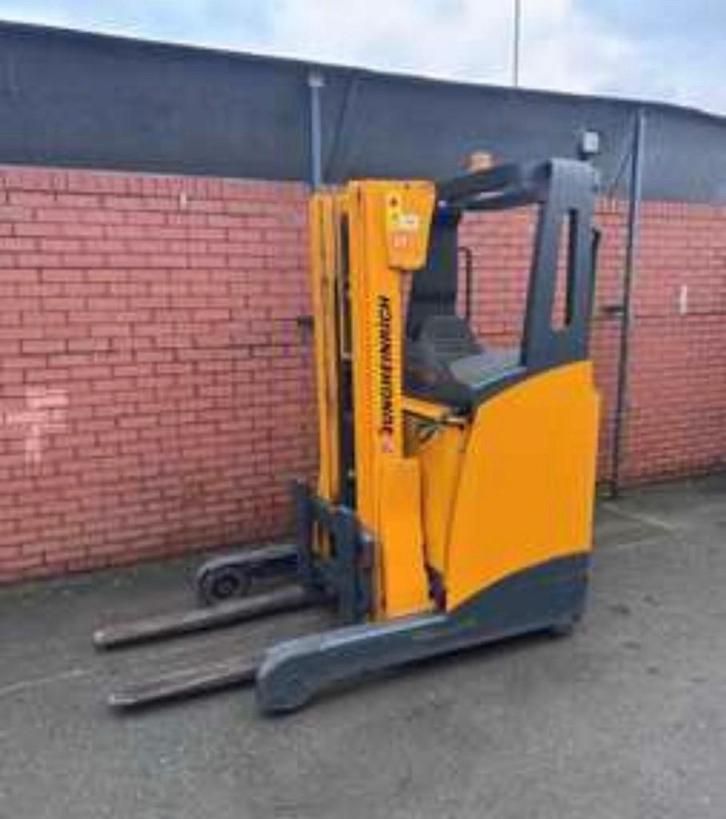 Jungheinrich Reachtruck ETV 214 - Elektrisch Bouwjaar 2011, Zakelijke goederen, Machines en Bouw | Heftrucks en Intern transport