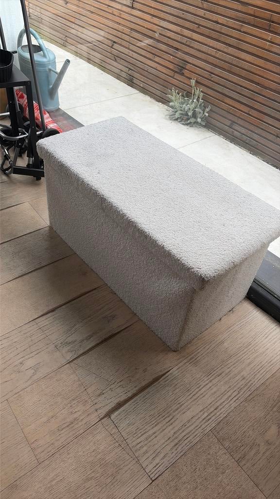 Poef met bergruimte, Huis en Inrichting, Ophalen, Gebruikt, 100 tot 125 cm