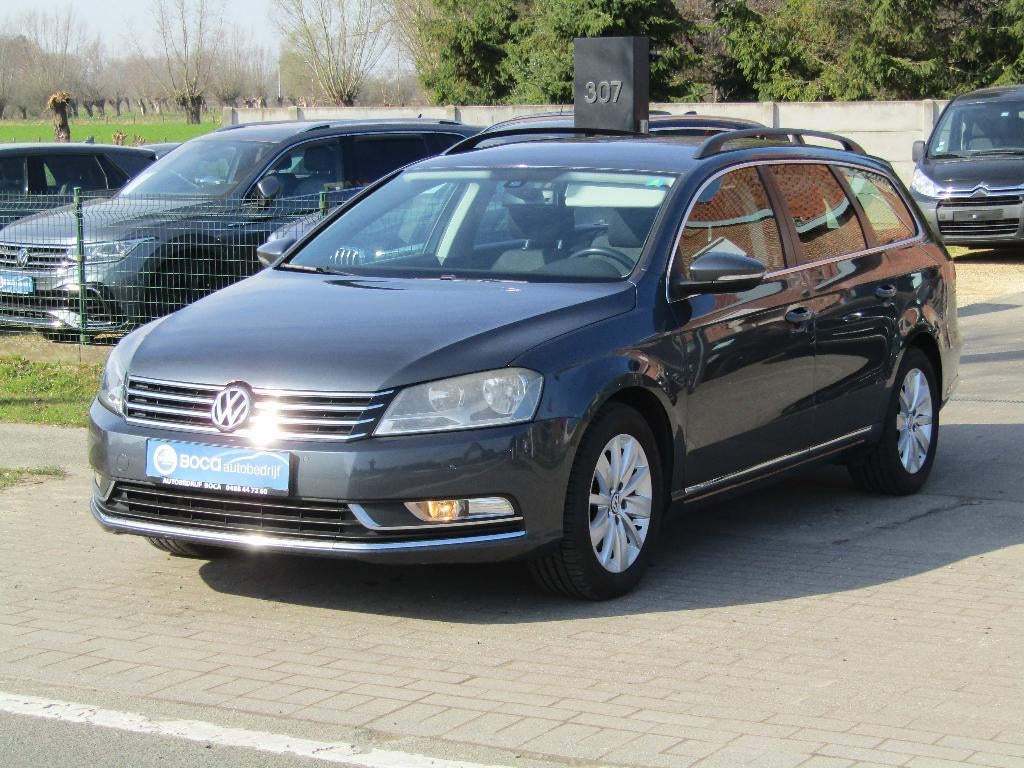 Vw Passat 1.6 TDI, Voorwielaandrijving, Euro 5, Stof, Zwart