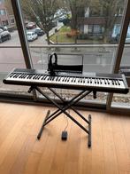 Elektrische Piano ideaal voor beginner, amper gebruikt, Enlèvement, Comme neuf, 88 touches, Avec pied