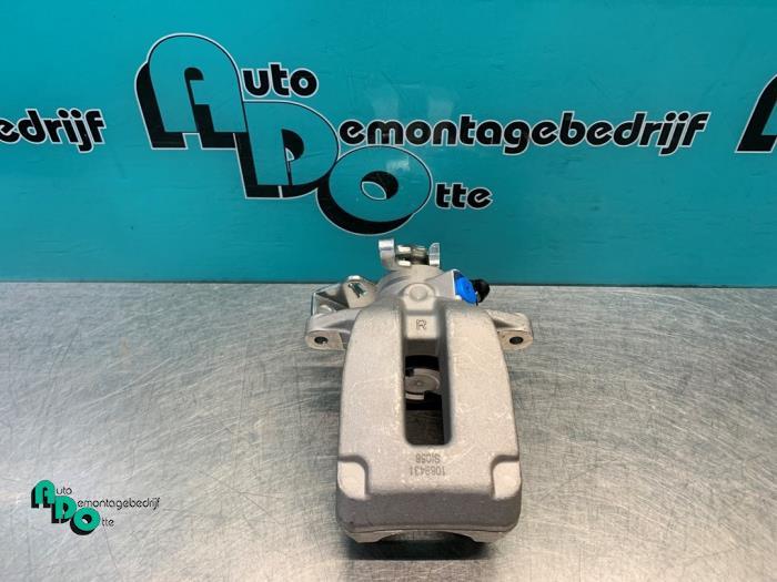 Remklauw (Tang) rechts-achter van een Volkswagen Golf (Golf, Auto-onderdelen, Remmen en Aandrijving, Volkswagen, Gebruikt, 3 maanden garantie