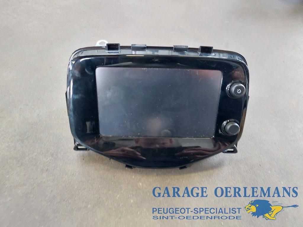 radio peugeot 108, 86140-0H010, Gebruikt, -, -, Ophalen of Verzenden
