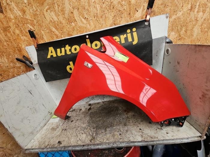 Scherm rechts-voor van een Opel Corsa (Z547), Auto-onderdelen, Carrosserie, Opel, Gebruikt, 3 maanden garantie, Ophalen of Verzenden