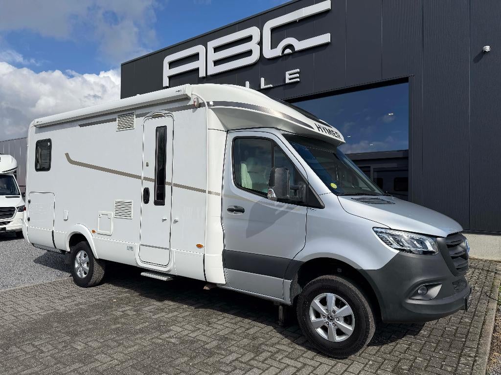 Hymer B-MC T 680, Caravanes & Camping, Camping-cars, Entreprise, jusqu'à 4, Semi-intégral, Hymer, Mercedes, 7 à 8 mètres, Diesel