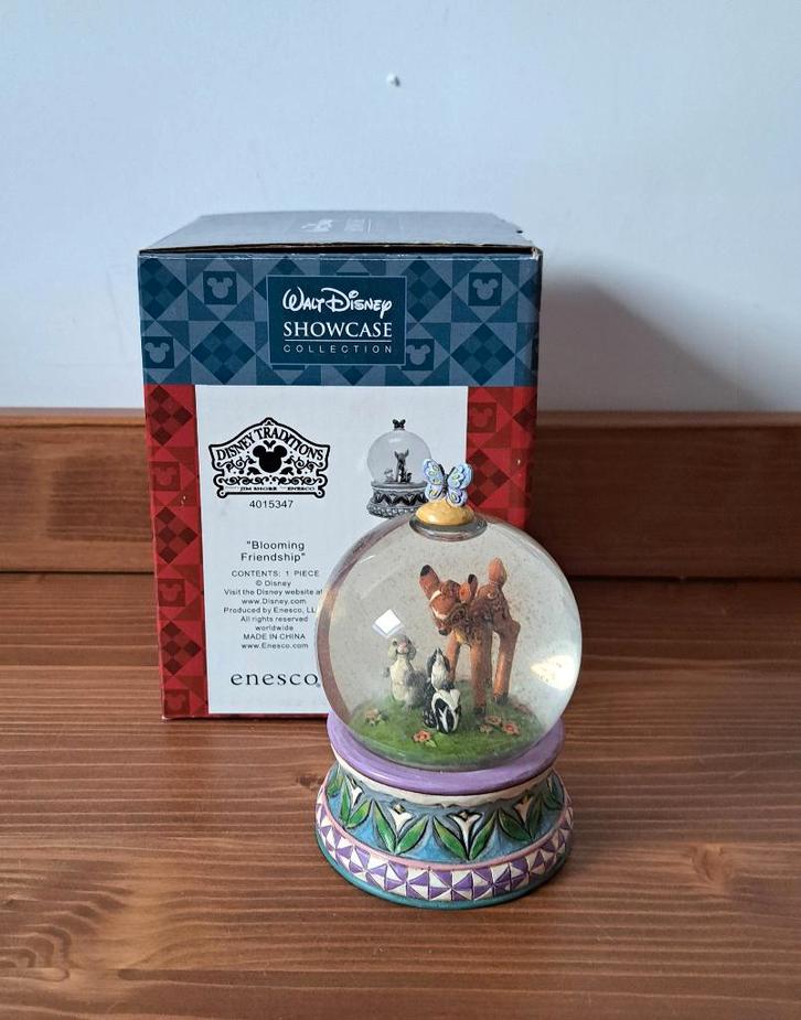 Disney Traditions - Snow Globe Bambi - Blooming Friendship, Collections, Disney, Comme neuf, Statue ou Figurine, Bambi ou Dumbo
