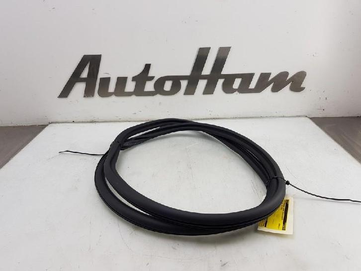 PORTIERRUBBER RECHTS ACHTER Audi A3 Sportback (8YA), Auto-onderdelen, Overige Auto-onderdelen, Audi, Gebruikt