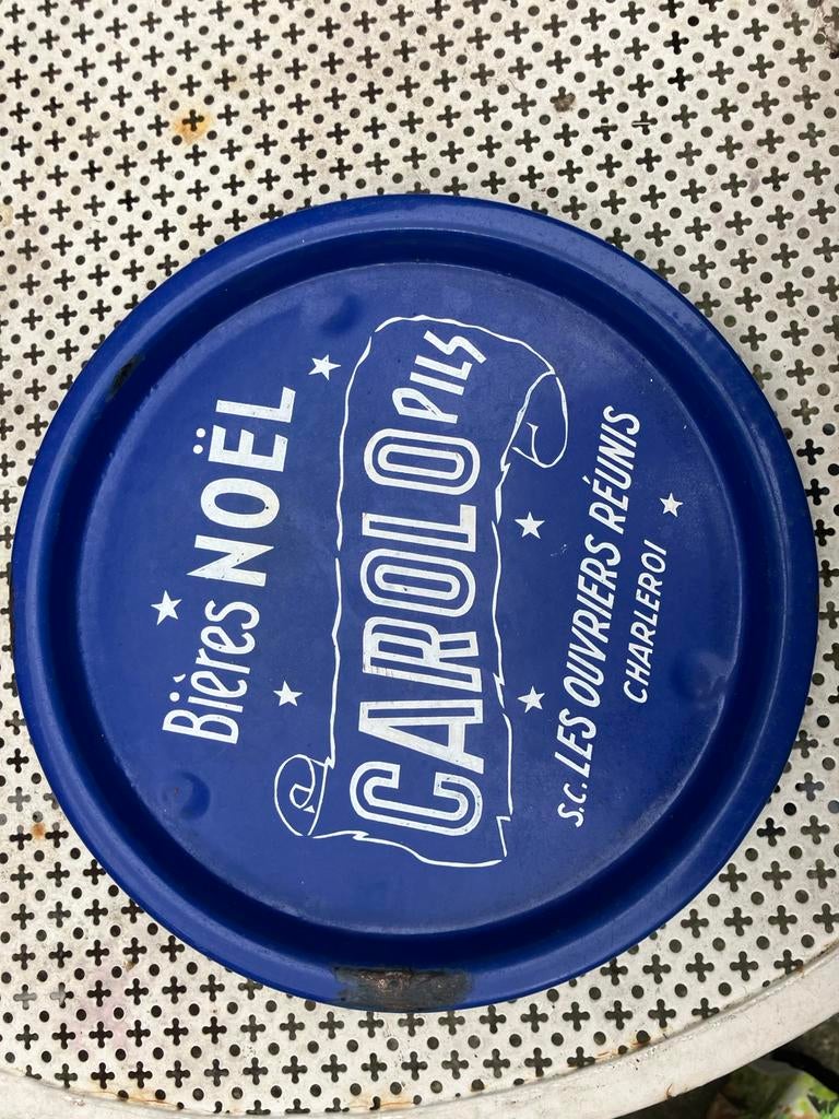 plateau à bière, Collections, Enlèvement