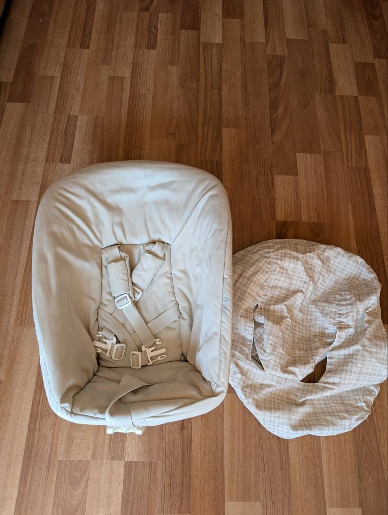 Tripp Trapp New Born set + hoes, Kinderen en Baby's, Kinderstoelen, Ophalen