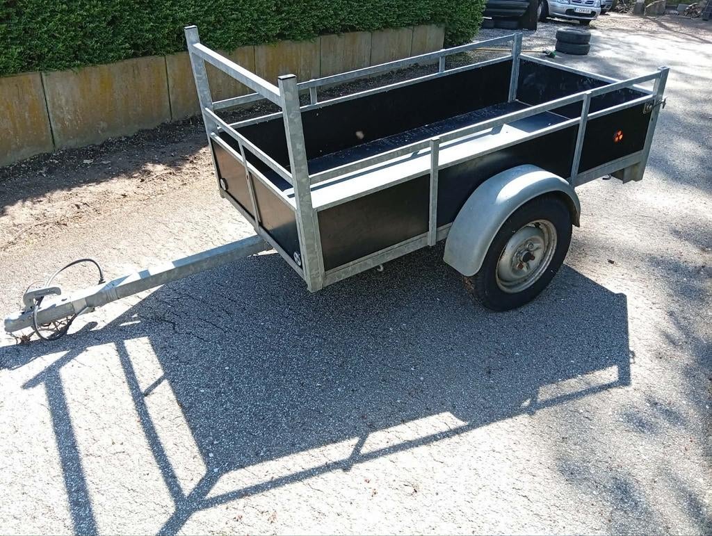 Remorque enkelasser, Ophalen