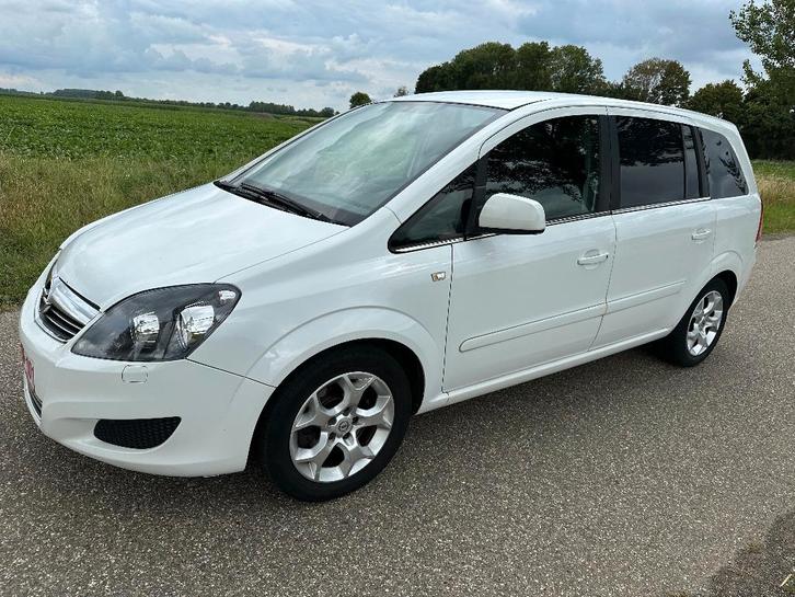 opel zafira b 1.7cdti ecoflex EURO5 *LICHTE VRACHT* 05/2011, Auto's, Opel, Particulier, Zafira, Diesel, Euro 5, Monovolume, 5 deurs