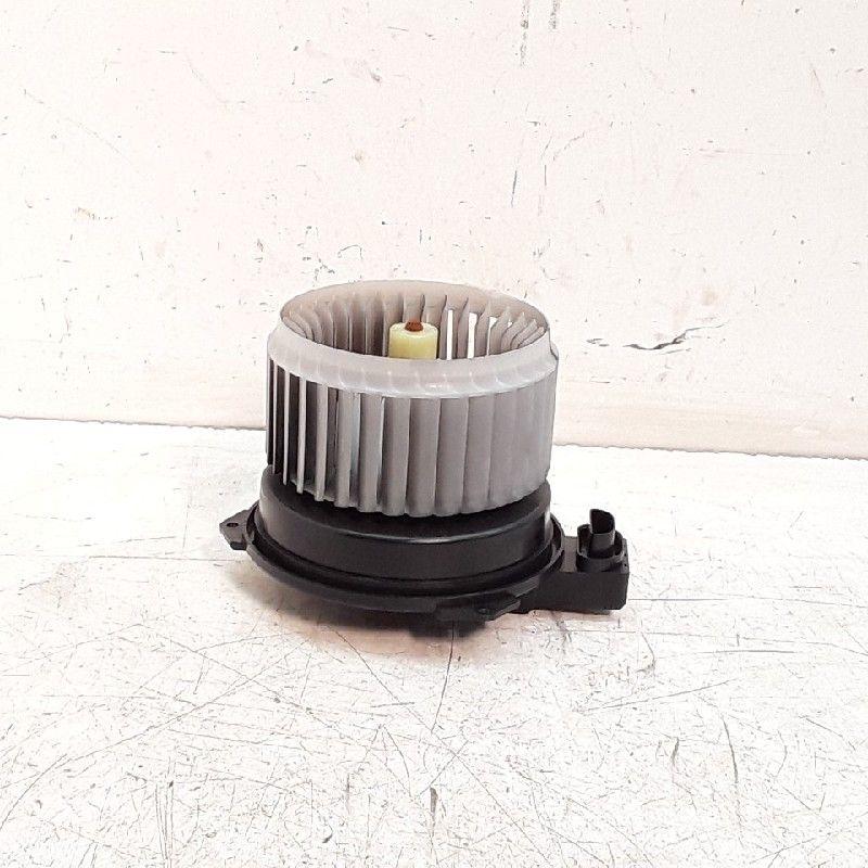 VENTILATEUR RADIATEUR MOTEUR Mitsubishi Space Star (A0), Autos : Pièces & Accessoires, Climatisation & Chauffage, Mitsubishi, Utilisé