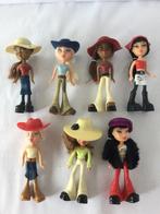 7 kleine aangeklede poppetjes, 13 cm groot, samen 5 €., Enlèvement ou Envoi, Utilisé