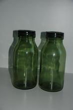 2 groene flessen, Antiek en Kunst, Ophalen
