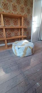 Wollen poef / voetbankje Boho stijl, Ophalen