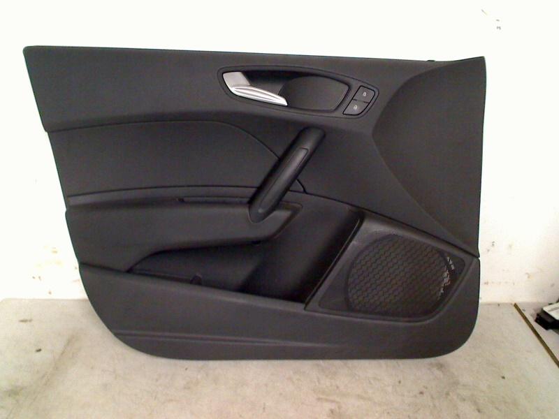 PANNEAU DE PORTE AVANT GAUCHE Audi A1 Sportback (8XA / 8XF), Dhr. R. de Gouw, Audi, Utilisé, De Bloemendaal 21 21
5221 EB  'S HERTOGENBOSCH, NL