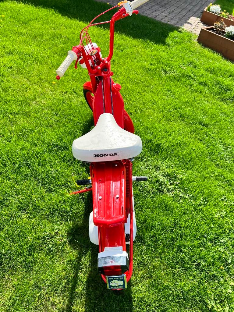 Honda Camino Klasse A, Fietsen en Brommers, Brommers | Honda, Ophalen, Zo goed als nieuw