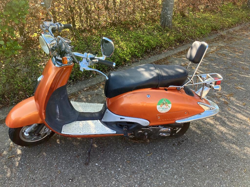 Scooter Yiying 49 cc, Gebruikt, 49 cc, Klasse B (45 km/u), Benzine