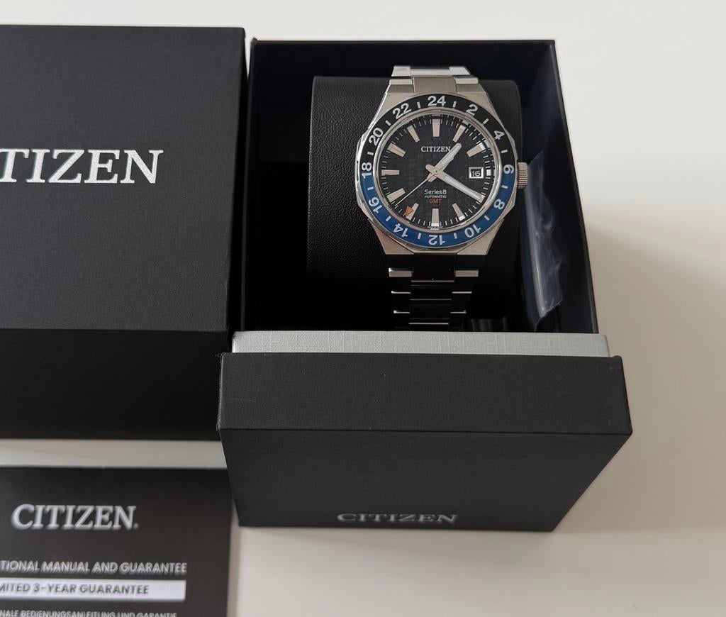 Citizen Serie 8 GMT 41mm facture garantie 3 ans, Staal, Staal, Citizen, Ophalen of Verzenden