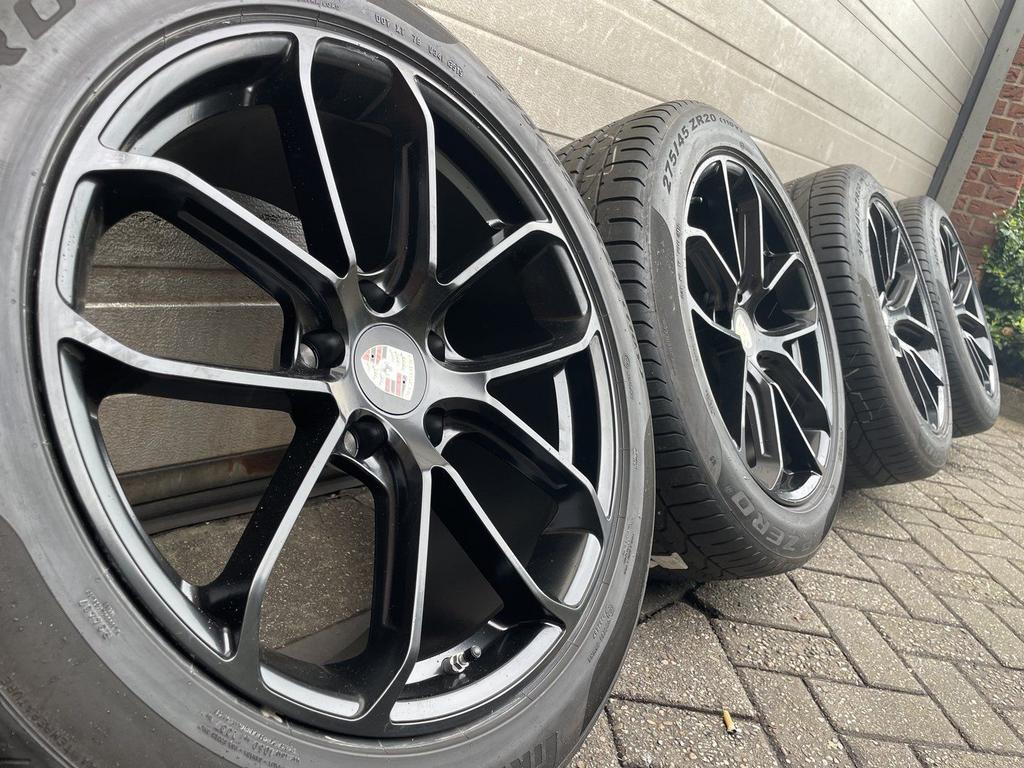 20 inch Porsche Cayenne S 9Y E-Hybrid Turbo GTS Coupe velgen, -, 275 mm, -, Banden en Velgen