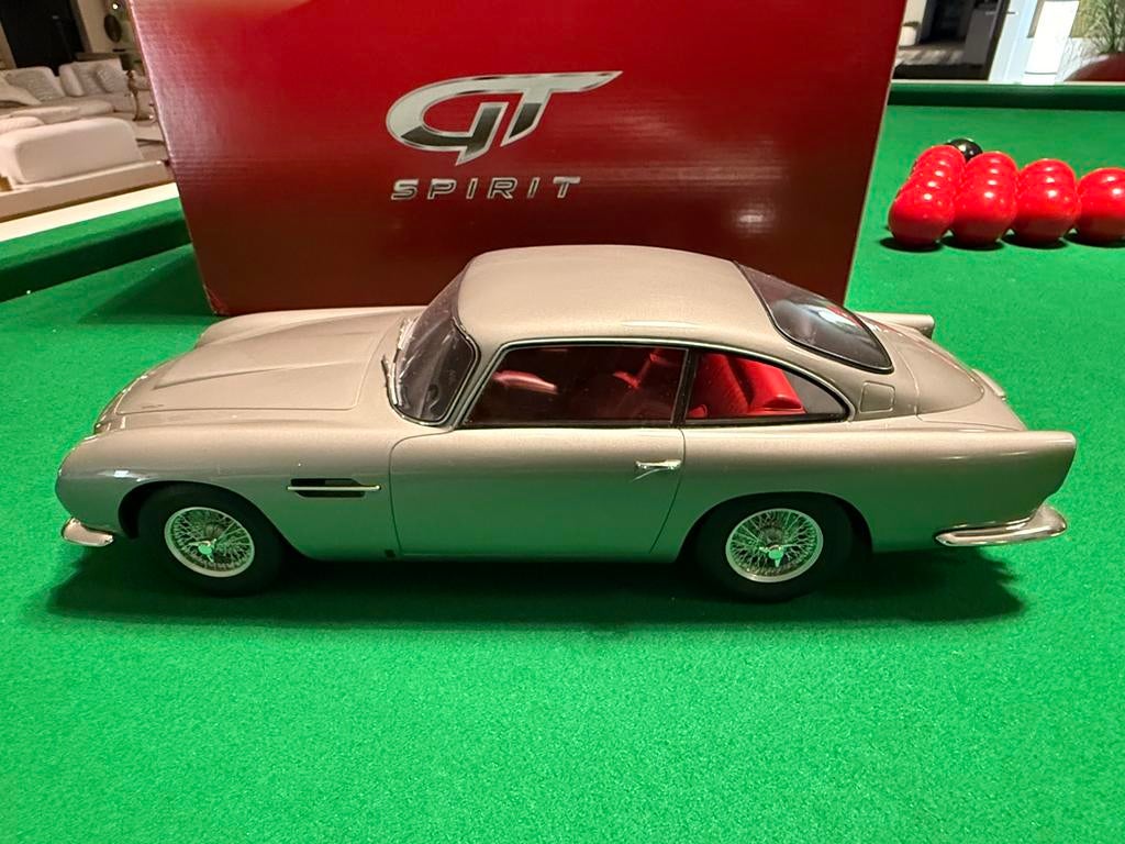 Aston Martin DB5 1/12 GT Spirit, Ophalen, Zo goed als nieuw, 1:9 t/m 1:12, Auto